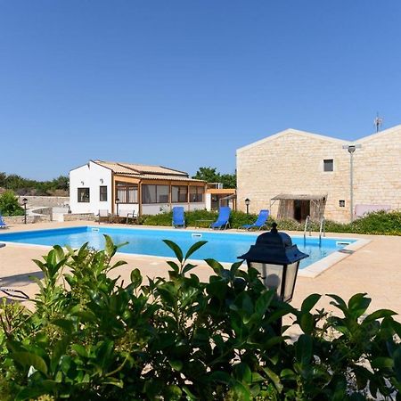 Agriturismo Tenuta Sparaceto Modica Bagian luar foto